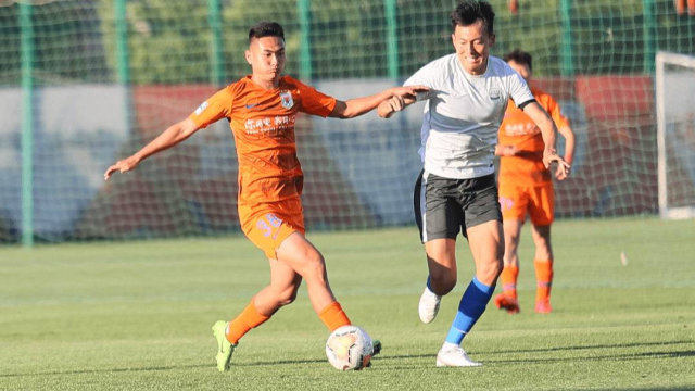 阿森纳青春风暴，U21小将梅开二度  